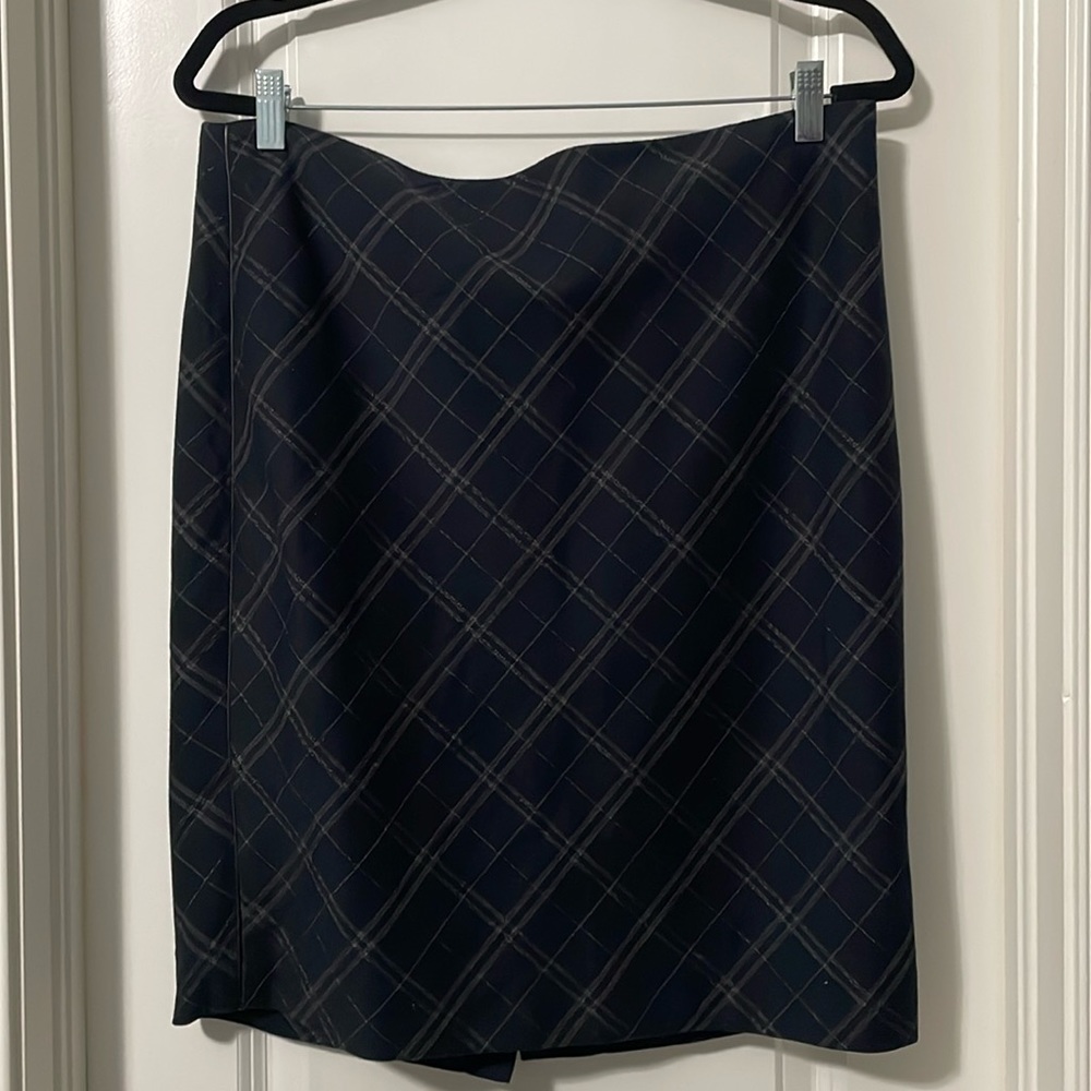 Navy pencil skirt